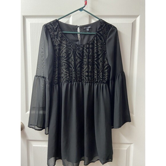 As you Wish Dress Women Medium Fairycore Bell Sleeve Damask Witchy Core Midi NWT - Picture 10 of 10